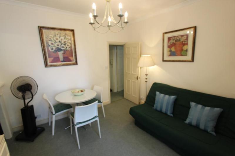 Stay In Serviced Apartments Queensway Londres Extérieur photo